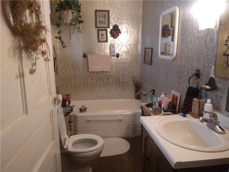 108 Churchill Street McKees Rocks, PA 15136 - Photo 11 of 16