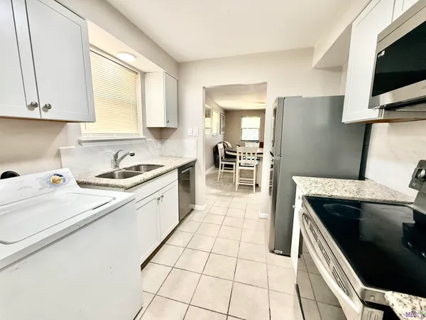 $2,100 | 436 Jennifer Jean Drive, Baton Rouge, LA 70808