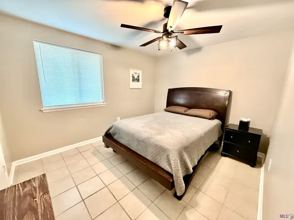 $2,100 | 436 Jennifer Jean Drive, Baton Rouge, LA 70808