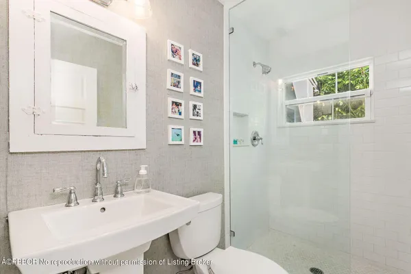 $8,800 | 234 Nottingham Boulevard, West Palm Beach, FL 33405