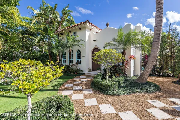 $8,800 | 234 Nottingham Boulevard, West Palm Beach, FL 33405