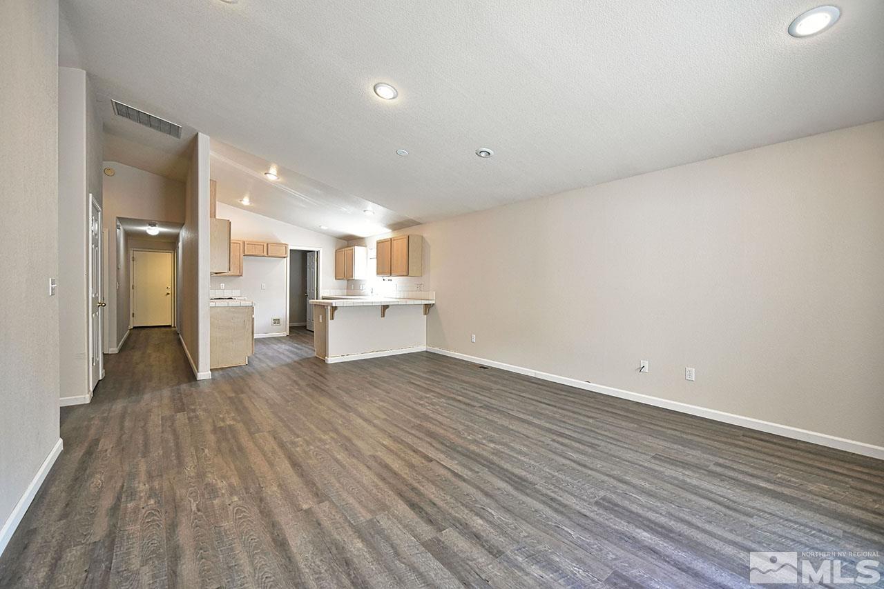 1555 Roma Court Reno, NV 89523 - Photo 4 of 25 Photo 7
