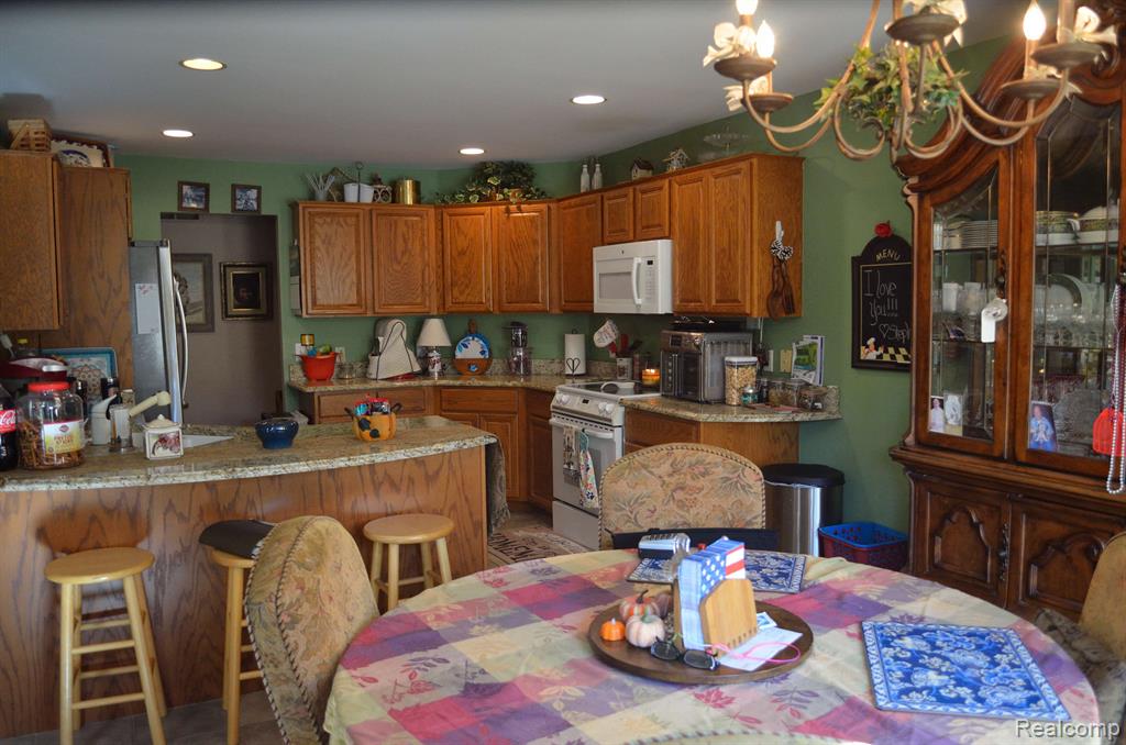 34348 Country Meadow Road Chesterfield, MI 48047 - Photo 5 of 20