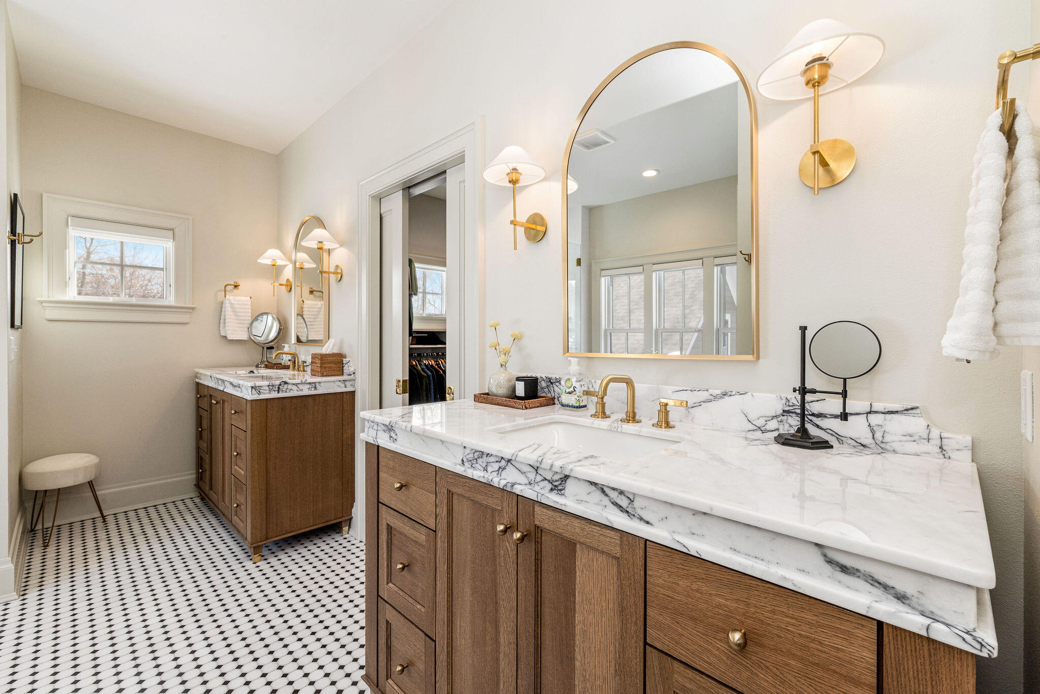545 Wisconsin Avenue Delafield, WI 53018 - Photo 12 of 24 Changing room/Closet. Dual Marble Vanities.