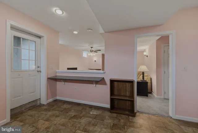 $739,900 | 19 Hempstead Drive, Newark, DE 19702