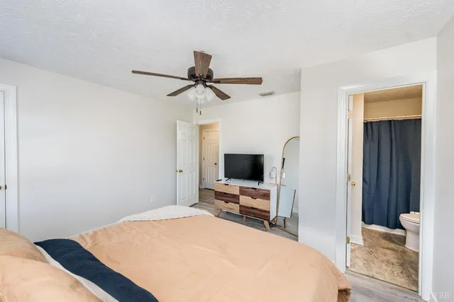 a bathroom with a sink and toilet