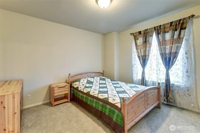 $4,300 | 19137 Northeast 65th Way, Redmond, WA 98052