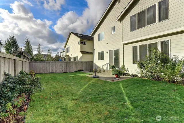 $4,300 | 19137 Northeast 65th Way, Redmond, WA 98052