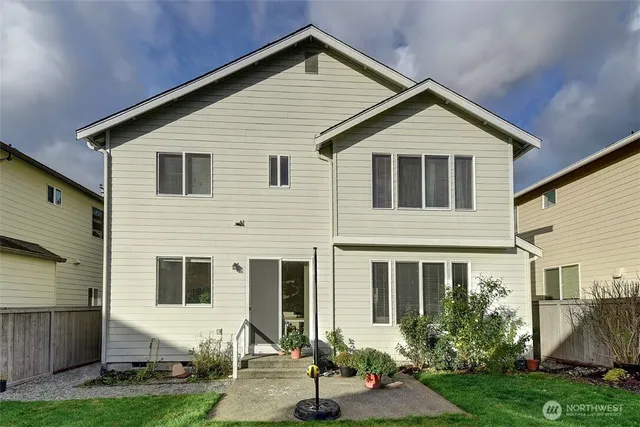 $4,300 | 19137 Northeast 65th Way, Redmond, WA 98052