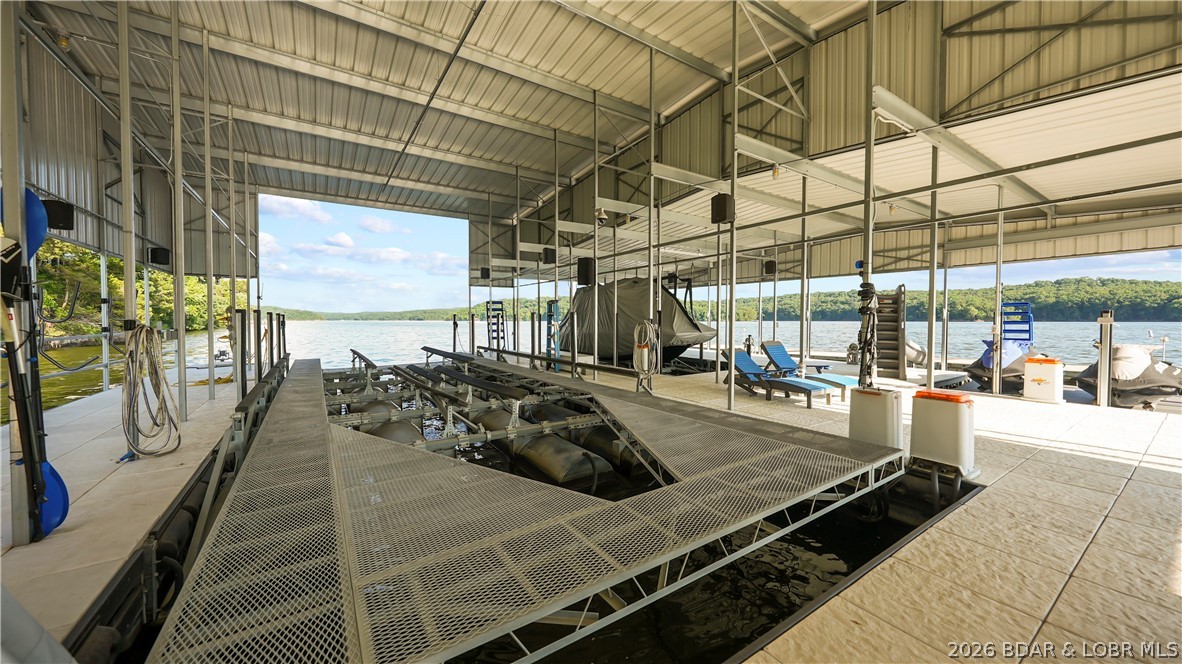 777 Malibu Road Osage Beach, MO 65065 - Photo 88 of 100 Got a big boat? No problem This 18x52 slip can ha