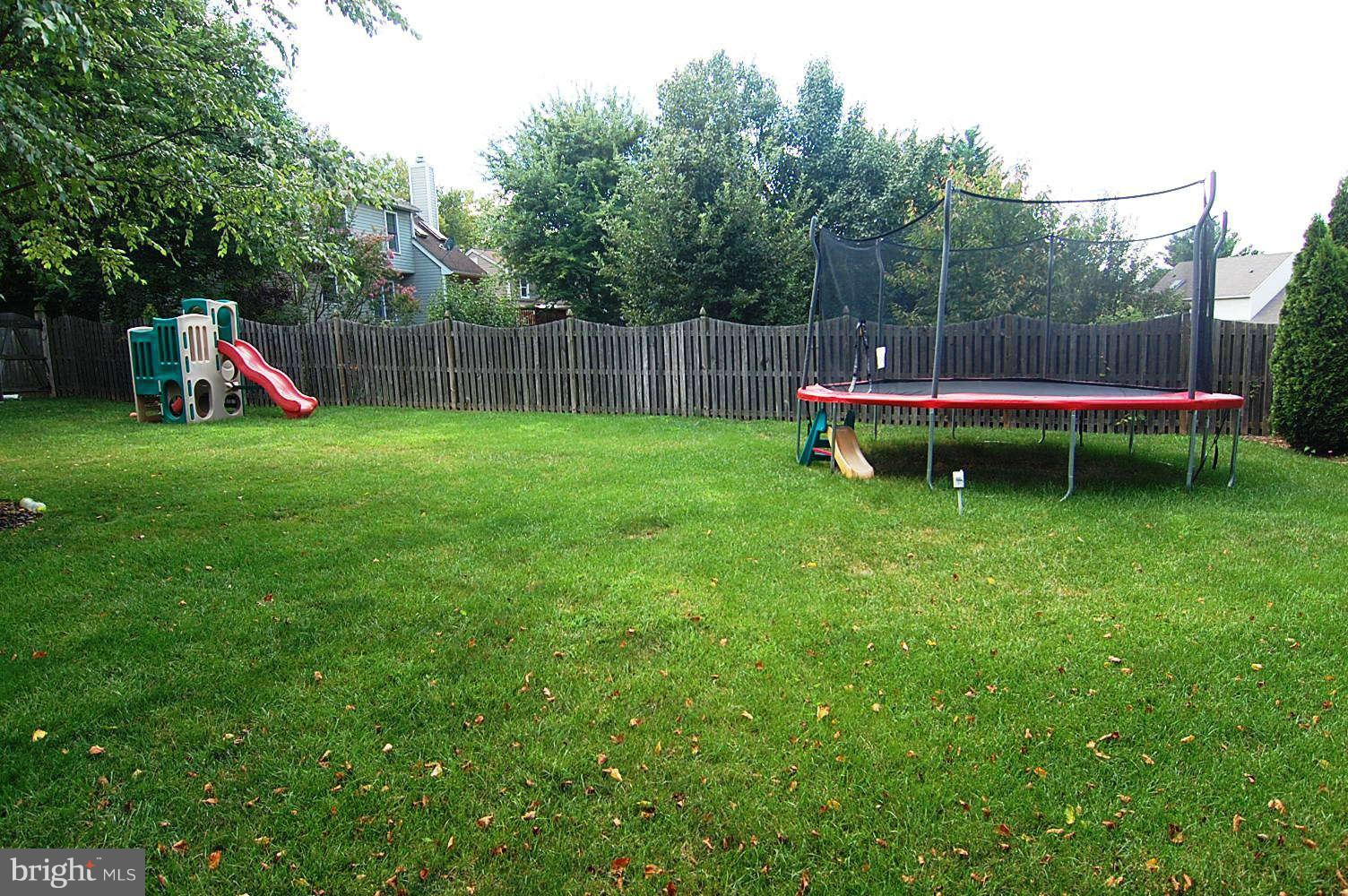 18833 Falling Star Road Germantown, MD 20874 - Photo 27 of 30 Backyard