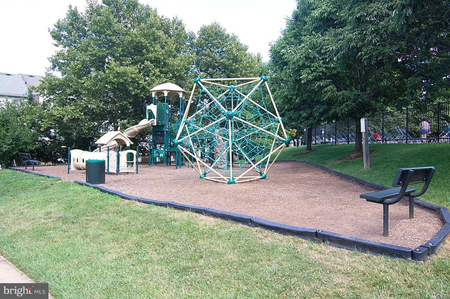 18833 Falling Star Road Germantown, MD 20874 - Photo 28 of 30 Community tot lot