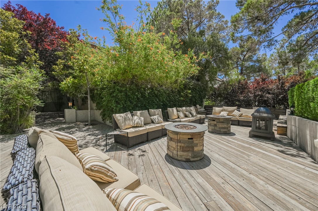 41 Quail Run Road Henderson, NV 89014 - Photo 8 of 99 Gallery Image 8