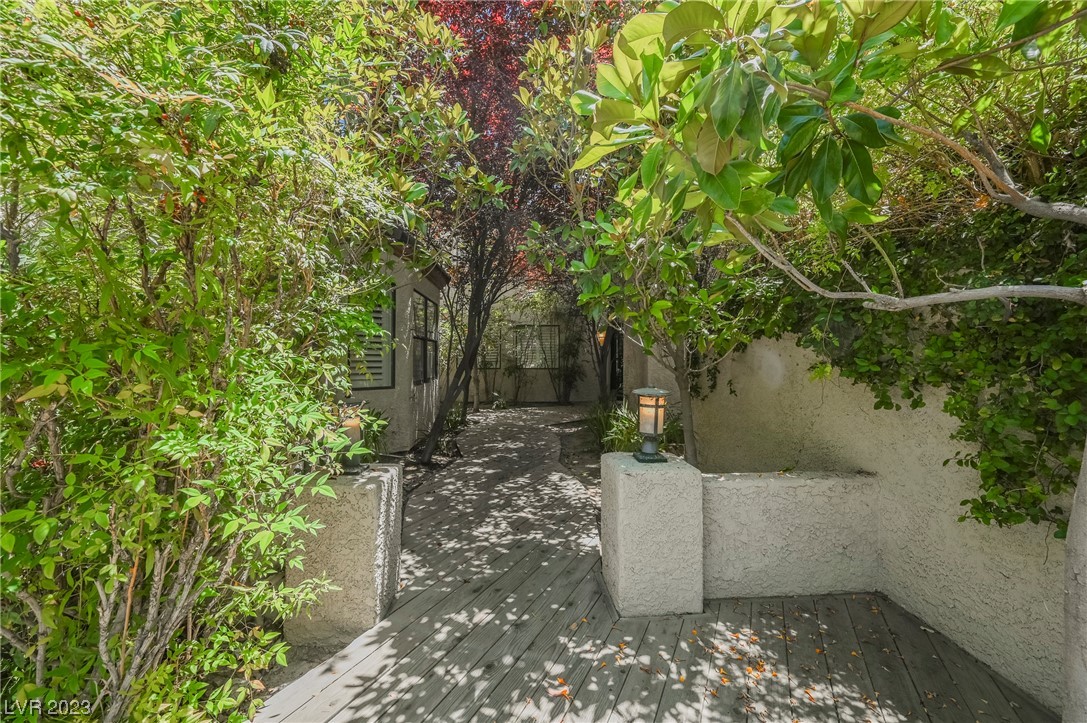 41 Quail Run Road Henderson, NV 89014 - Photo 10 of 99 Gallery Image 10