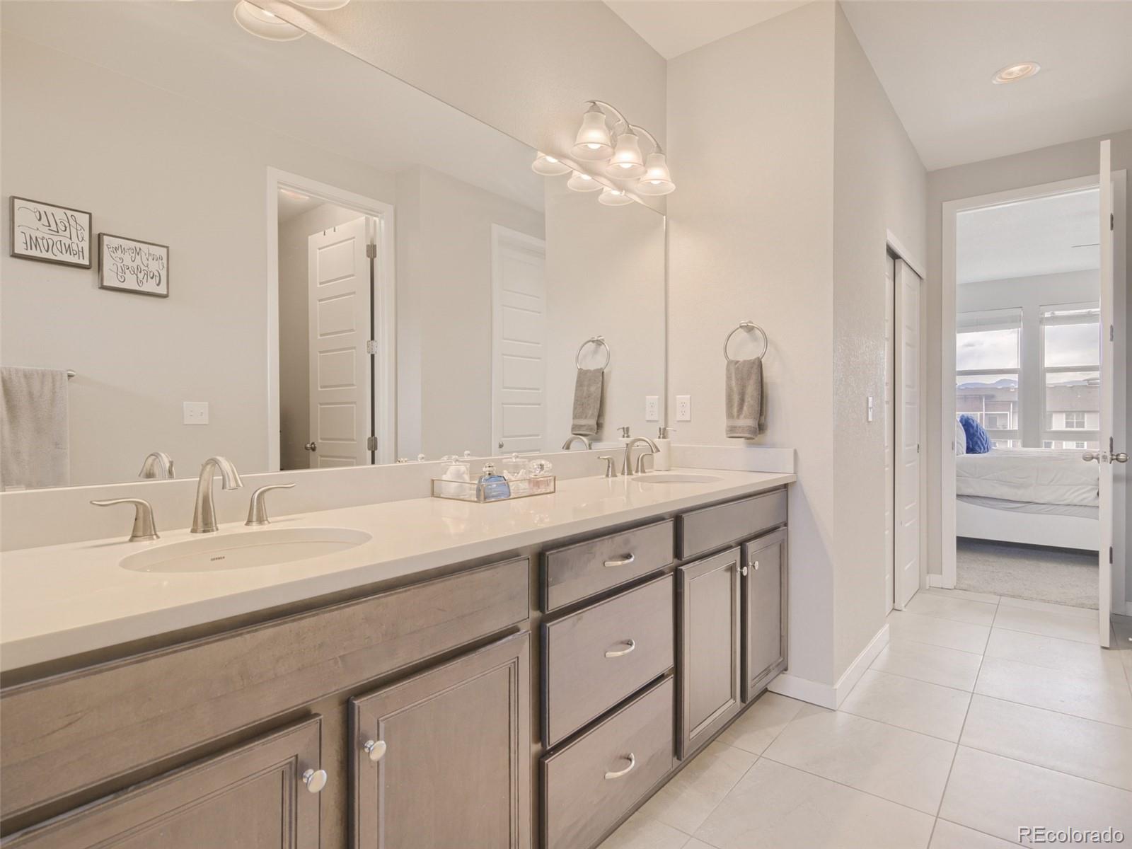 8337 Rivulet Point Highlands Ranch, CO 80129 - Photo 13 of 27