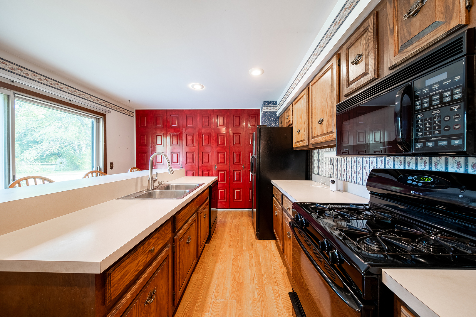 16 Sherwick Road Oswego, IL 60543 - Photo 12 of 28 Gallery Image 12