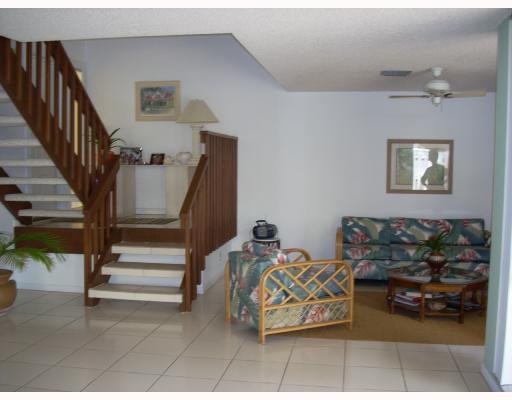 5719 Fox Hollow Drive, Unit B Boca Raton, FL 33486 - Photo 7 of 9 Additional Photo