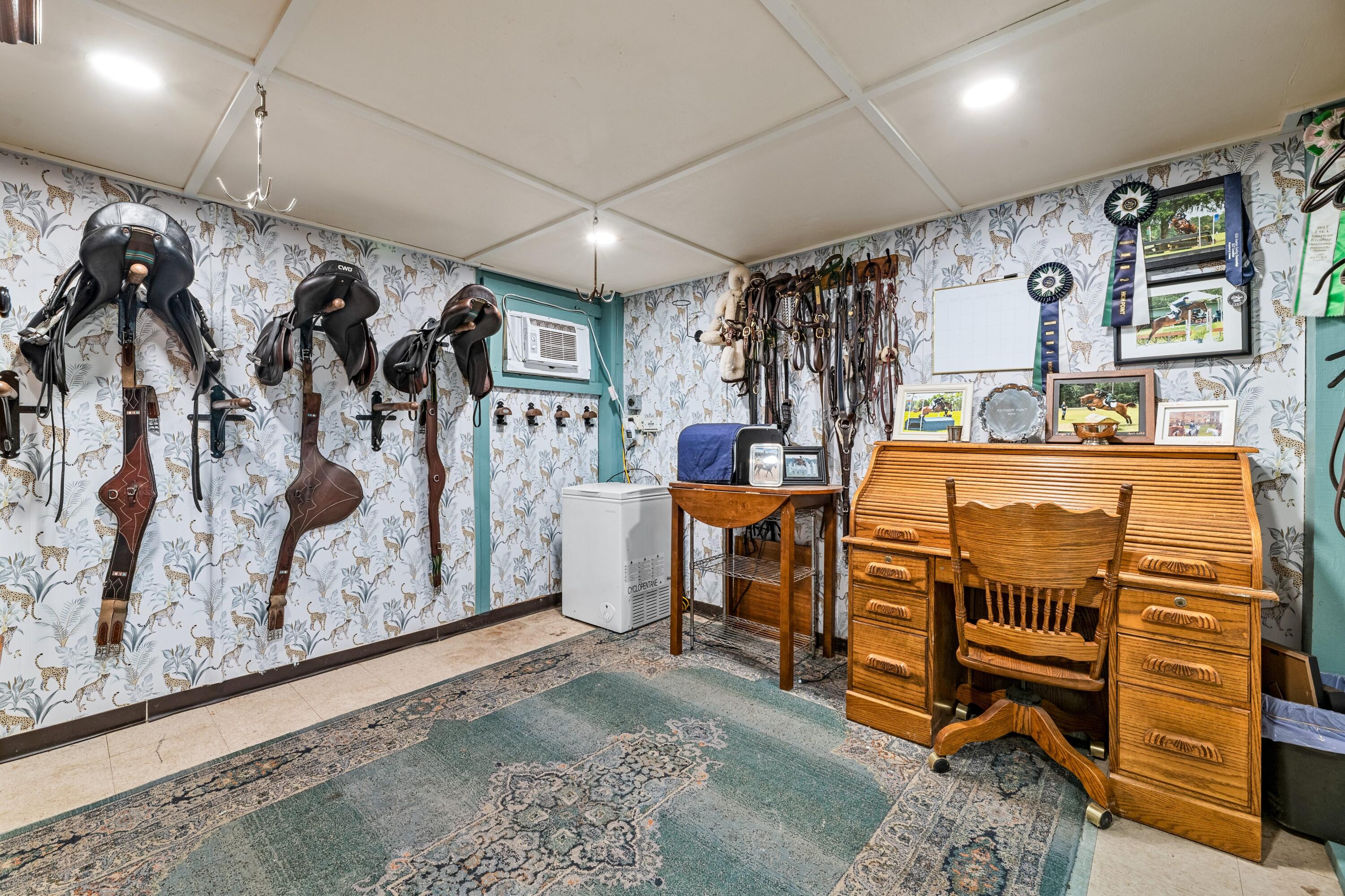 14536 N Road Loxahatchee Groves, FL 33470 - Photo 20 of 79 Center Aisle 7 Stall Barn