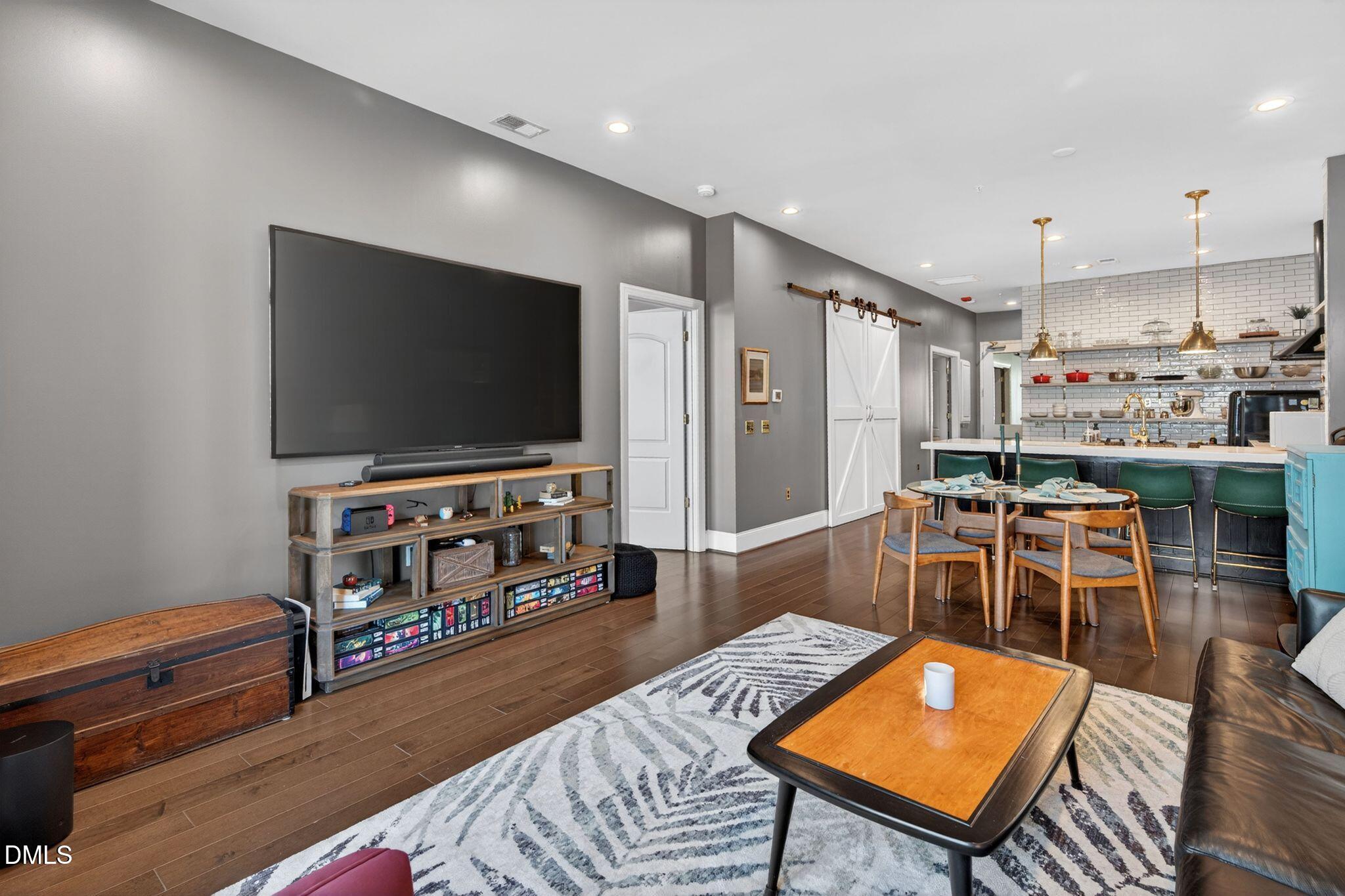 317 West Morgan Street, Unit 305 Raleigh, NC 27601 - Photo 14 of 49 DSC_4372