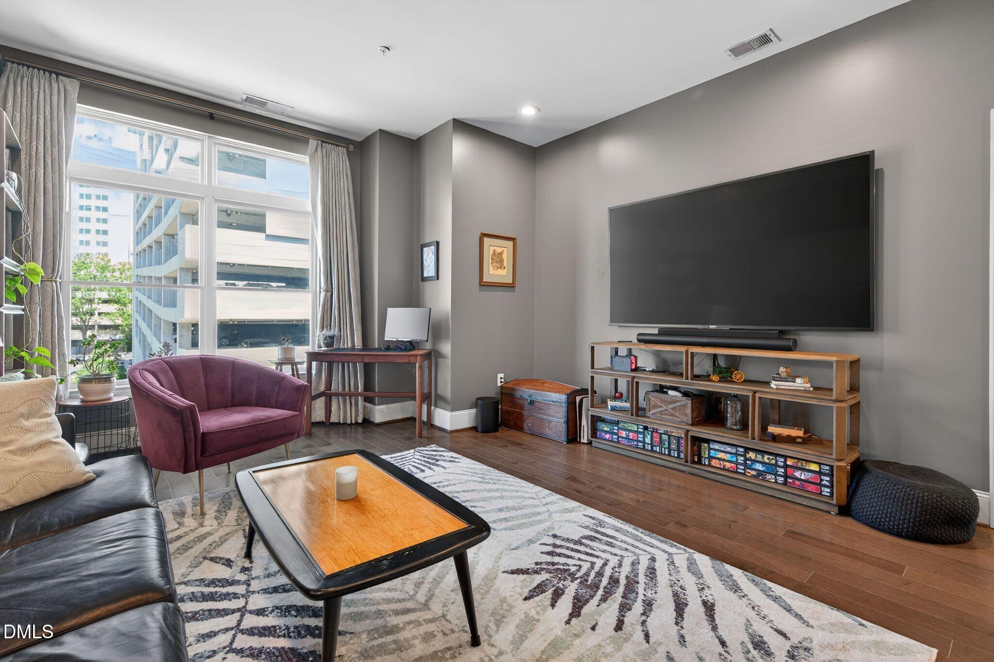 317 West Morgan Street, Unit 305 Raleigh, NC 27601 - Photo 15 of 49 DSC_4377