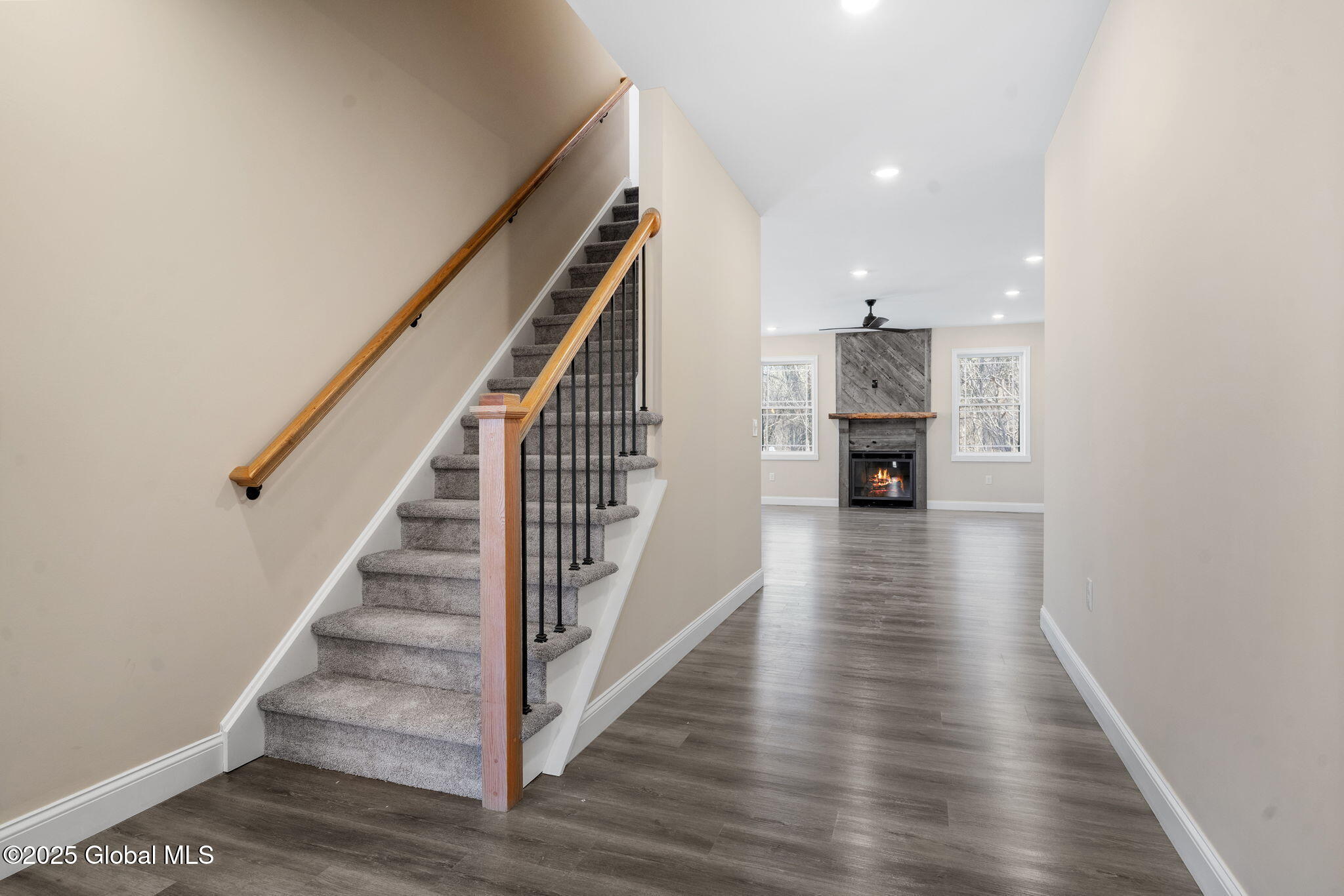 851 South Ravine Road Niskayuna, NY 12309 - Photo 8 of 59 8-web-or-mls-851-s-ravine-rd