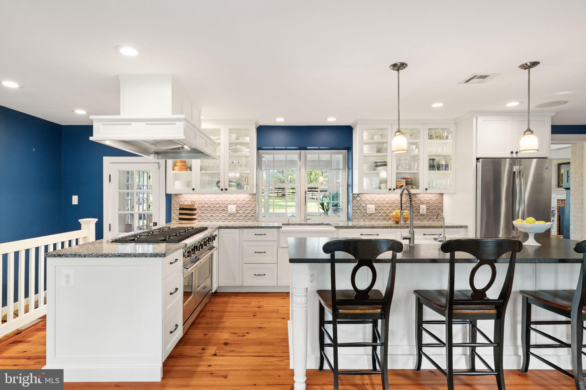 19937 Evergreen Mills Road Leesburg, VA 20175 - Photo 13 of 119 Kitchen