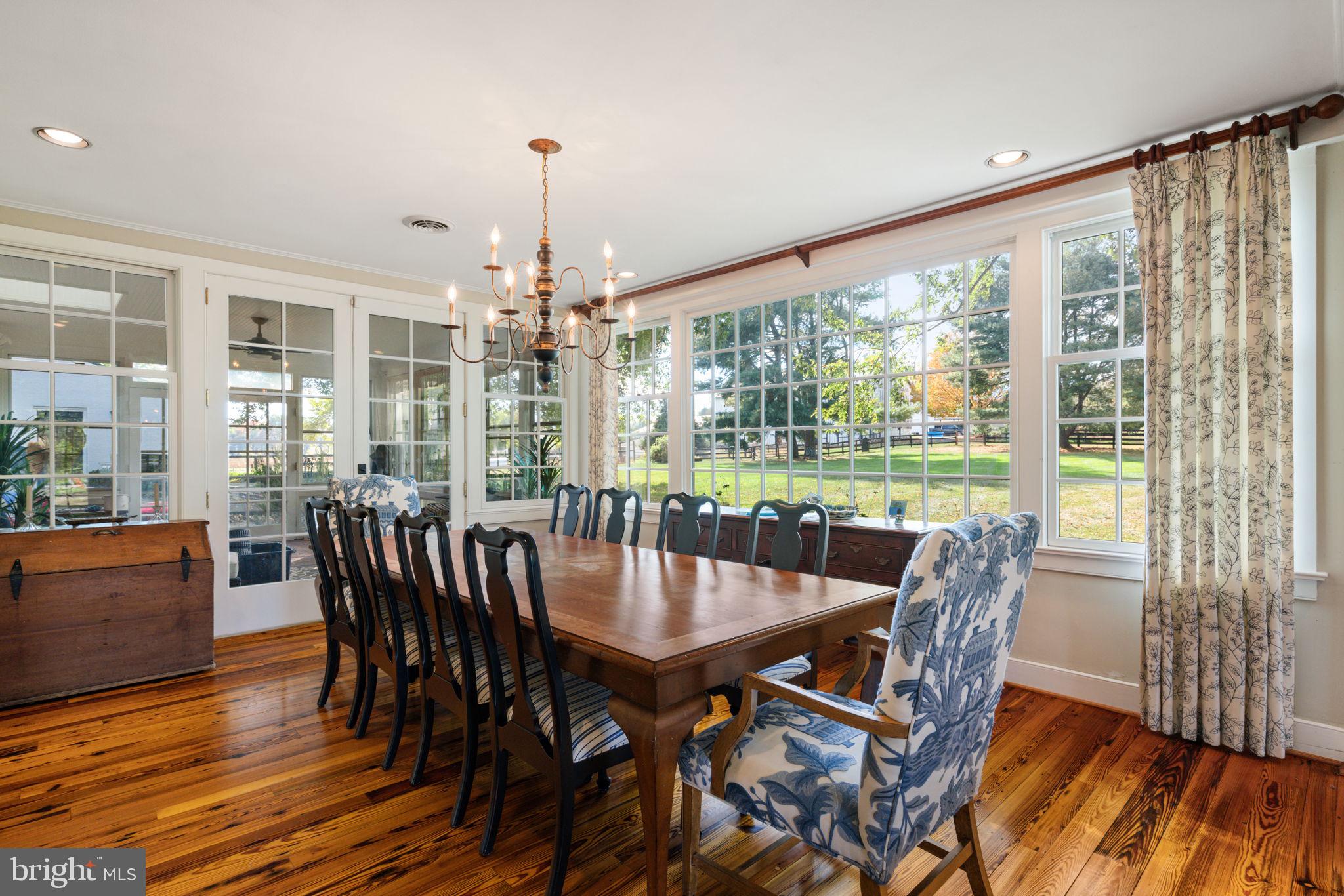 19937 Evergreen Mills Road Leesburg, VA 20175 - Photo 27 of 119 Dining Room
