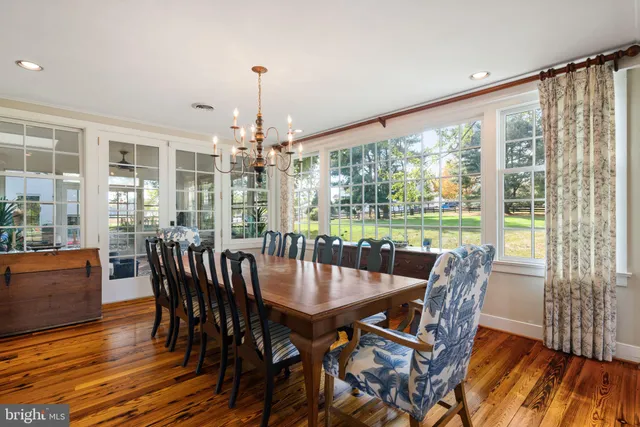 $2,750,000 | 19937 Evergreen Mills Road, Leesburg, VA 20175