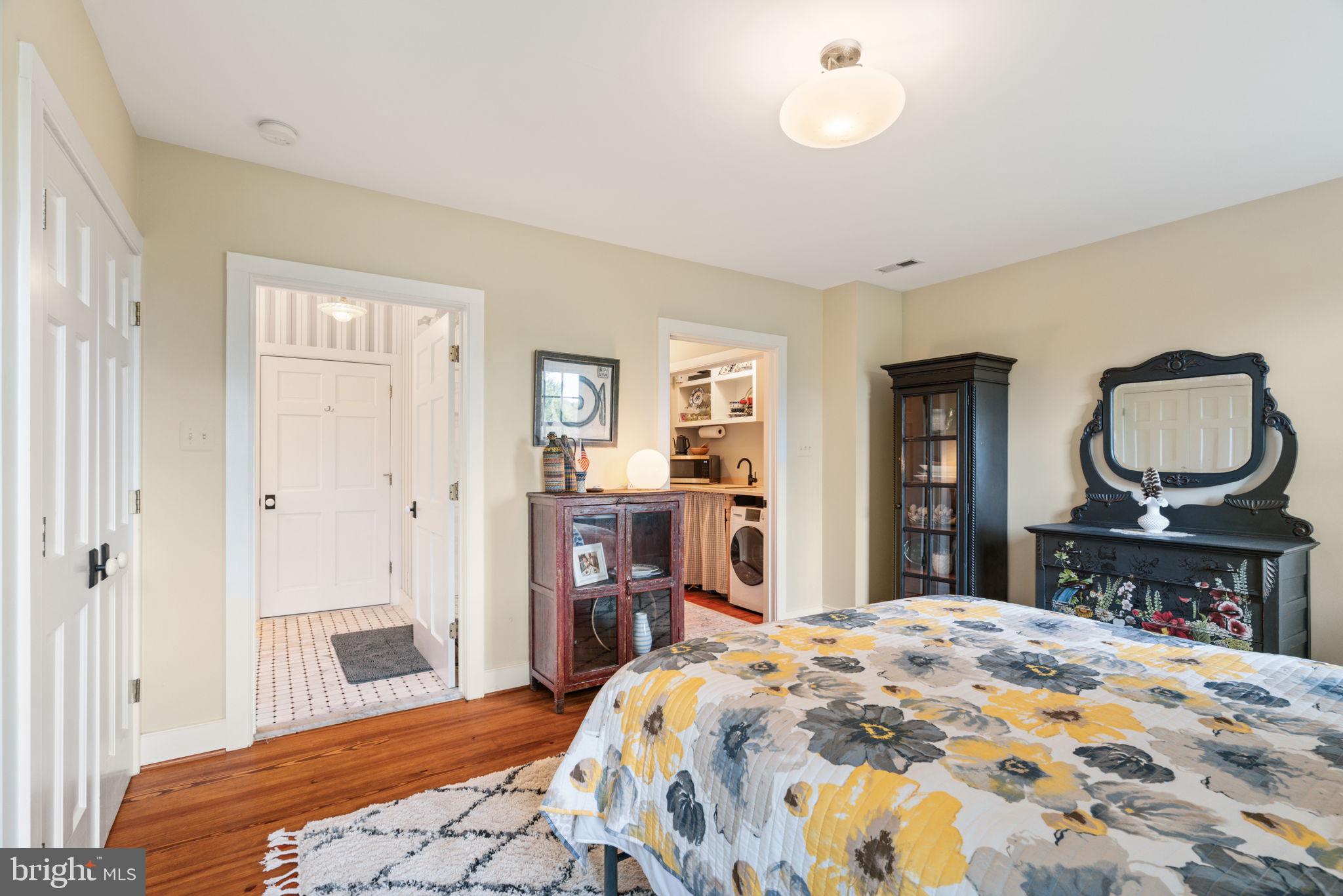 19937 Evergreen Mills Road Leesburg, VA 20175 - Photo 29 of 119 Main Level Bedroom