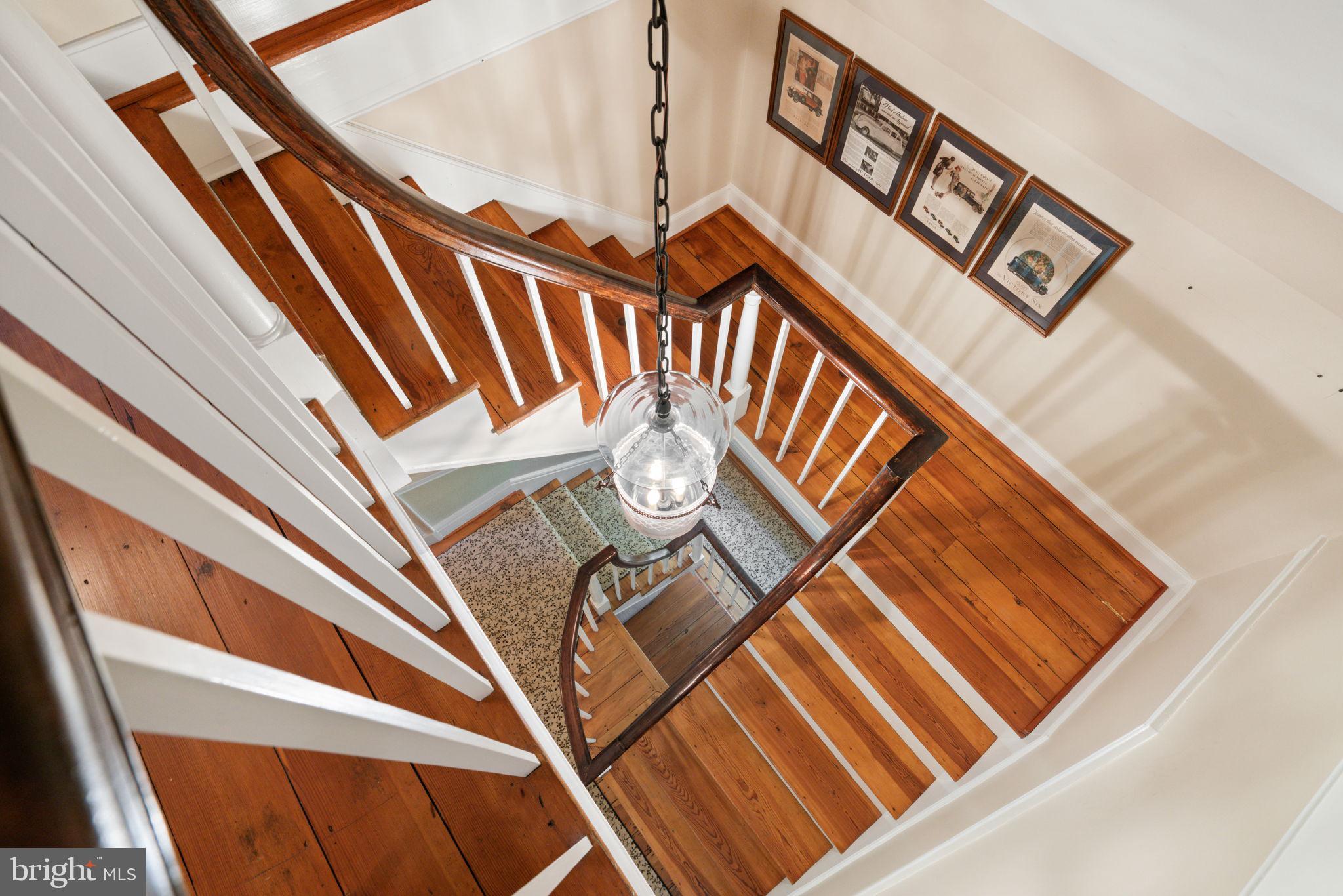 19937 Evergreen Mills Road Leesburg, VA 20175 - Photo 35 of 119 Stairs