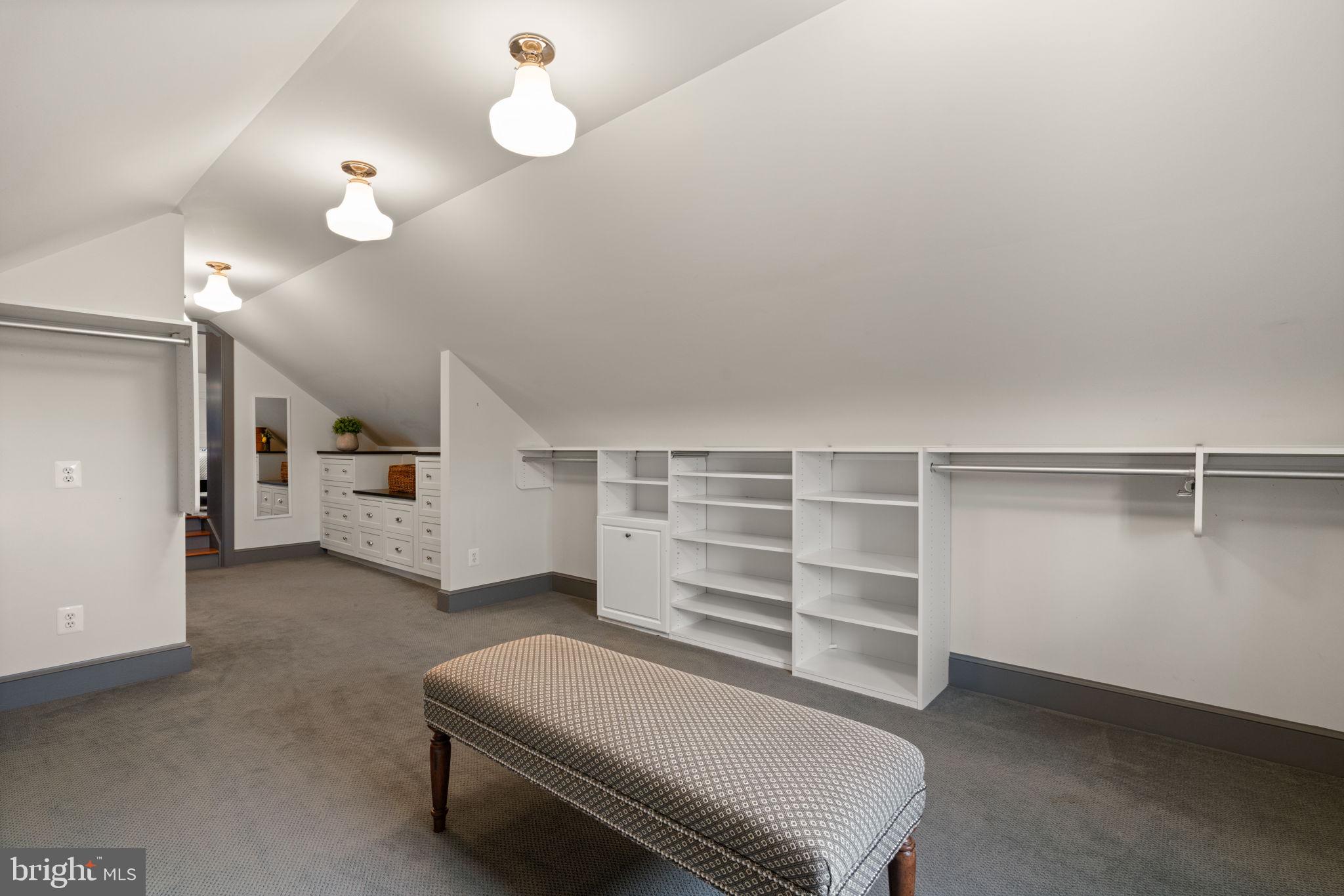 19937 Evergreen Mills Road Leesburg, VA 20175 - Photo 42 of 119 Primary Closet