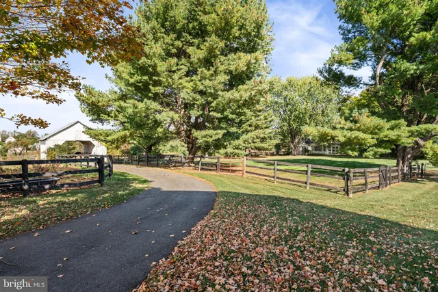 $2,750,000 | 19937 Evergreen Mills Road, Leesburg, VA 20175