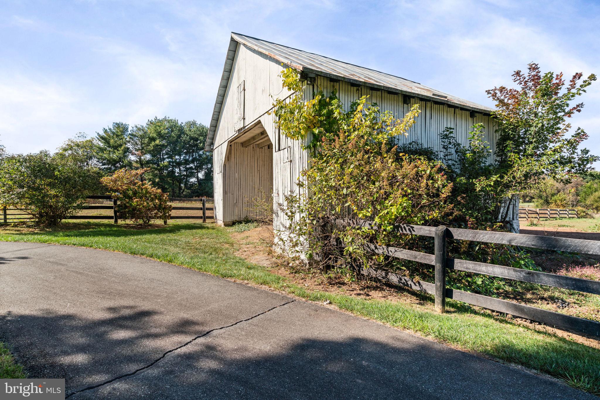 19937 Evergreen Mills Road Leesburg, VA 20175 - Photo 78 of 119