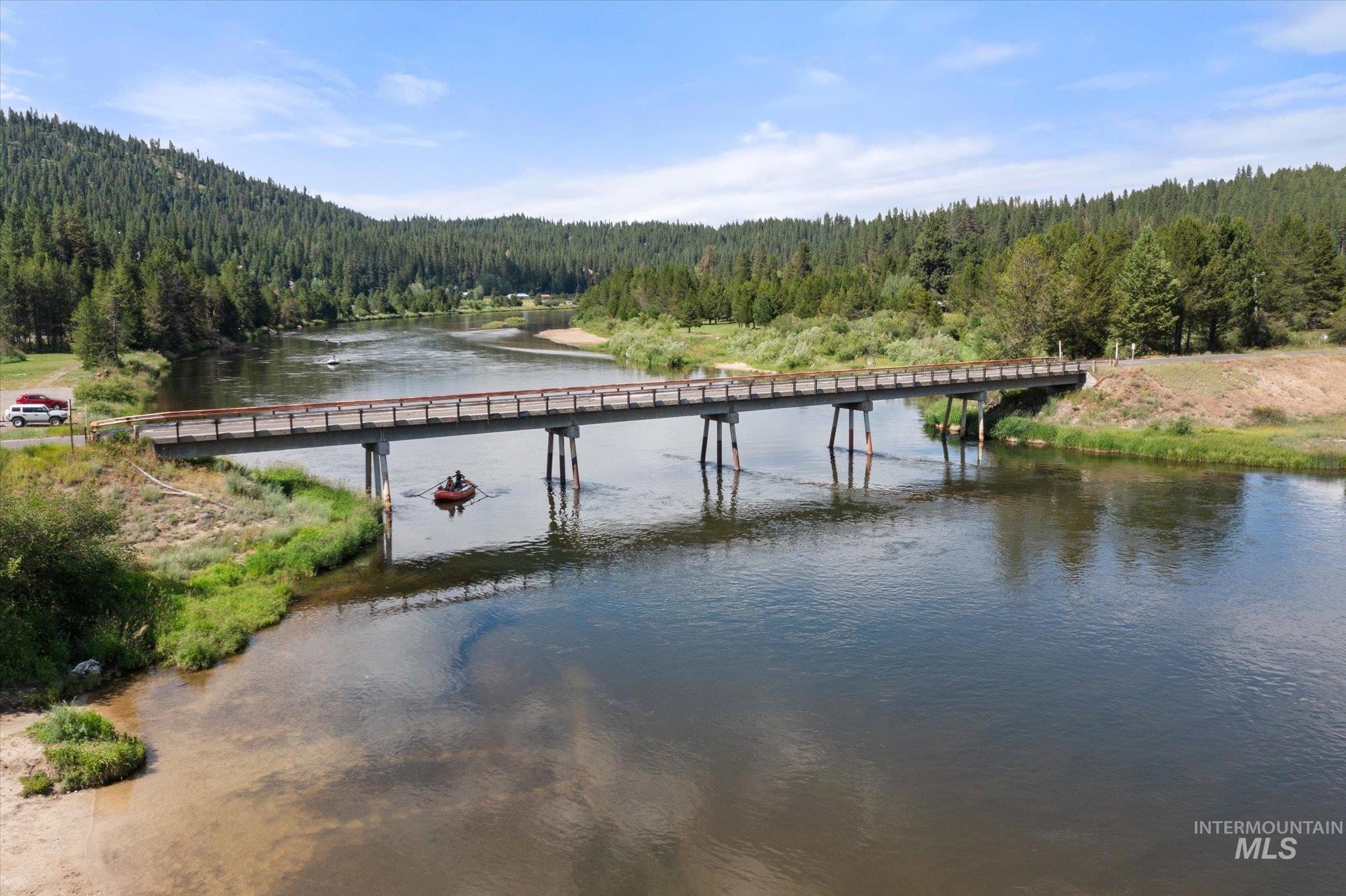 9785 Edna Place Cascade, ID 83611 - Photo 11 of 50