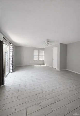 $2,200 | 1403 North Shary Road, Mission, TX 78572