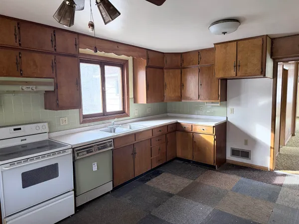 $155,000 | 691 Market, Port Edwards, WI 54469