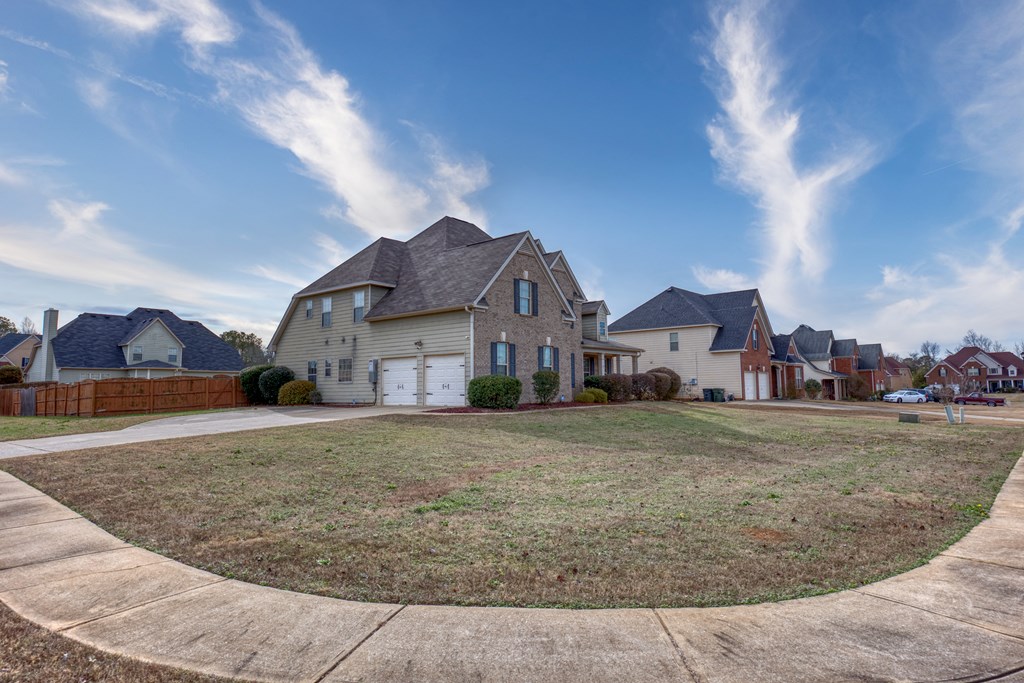 5 Honor Drive Fort Mitchell, AL 36856 - Photo 4 of 46