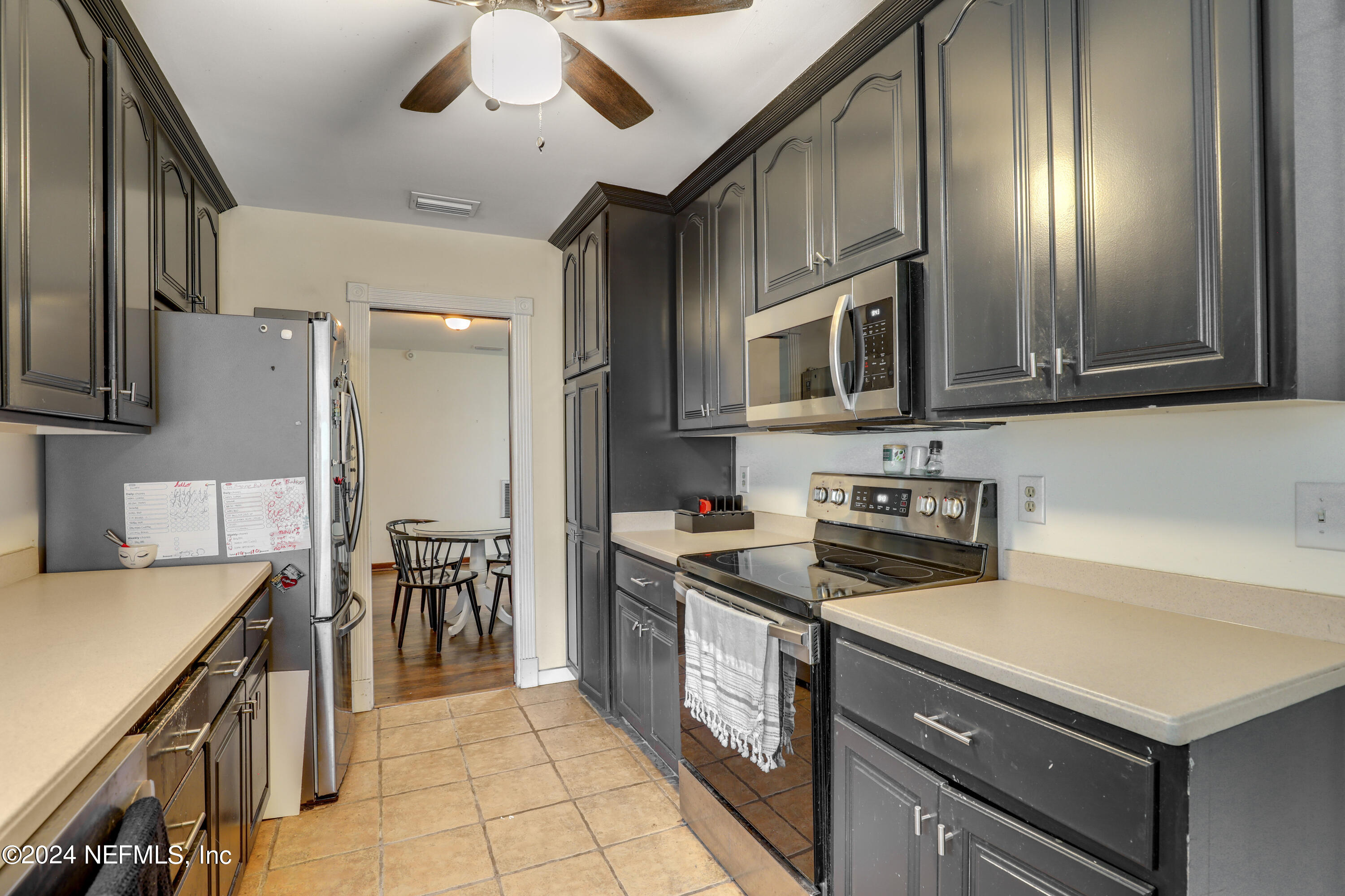 2401 Caladium Road Jacksonville, FL 32211 - Photo 14 of 40 13 Kitchen
