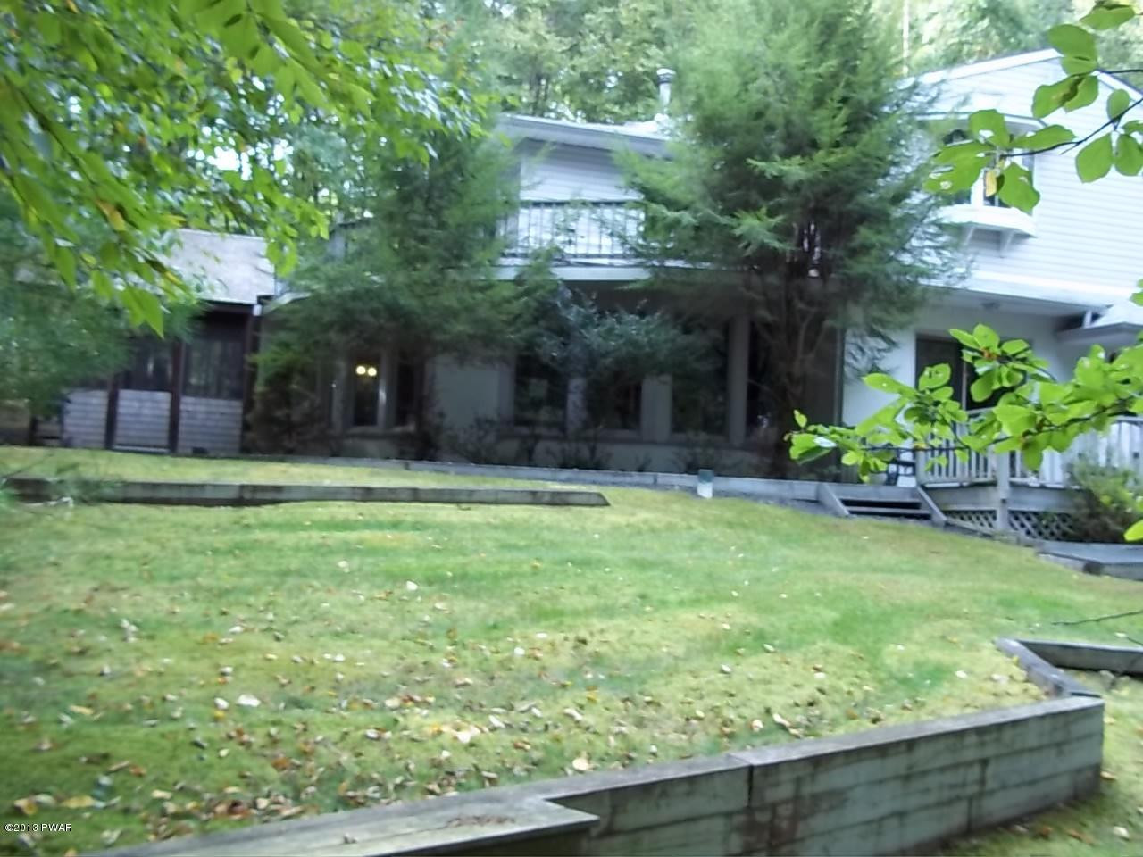 106 Rim Rock Court Milford, PA 18337 - Photo 16 of 17