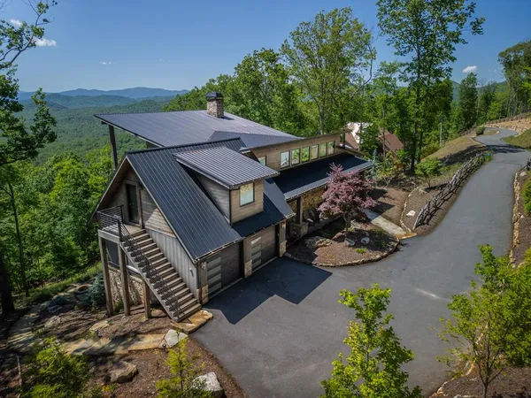 $2,350,000 | 126 Wawayanda Drive, Mineral Bluff, GA 30559