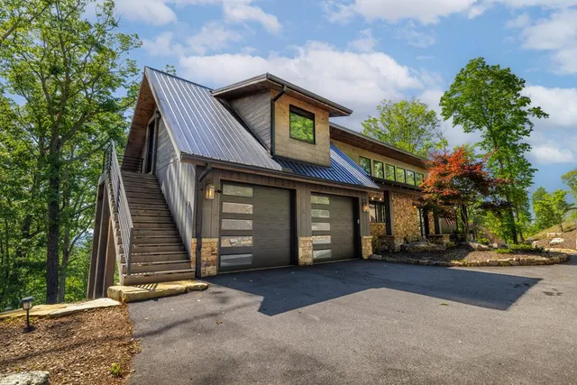 $2,350,000 | 126 Wawayanda Drive, Mineral Bluff, GA 30559