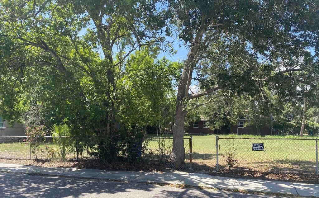 4504 North Troy Street Tampa, FL 33610 - Photo 2 of 7