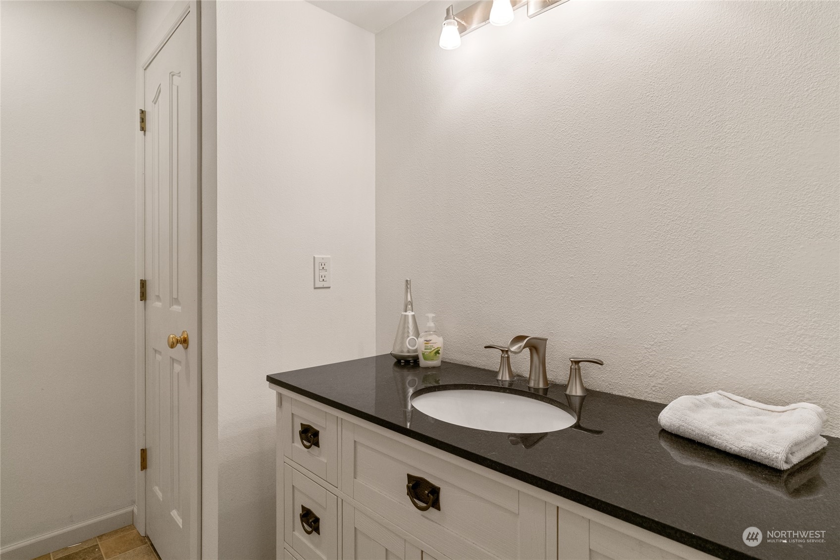 4626 Whispering Ridge Drive Wenatchee, WA 98801 - Photo 33 of 38 Gallery Image 33