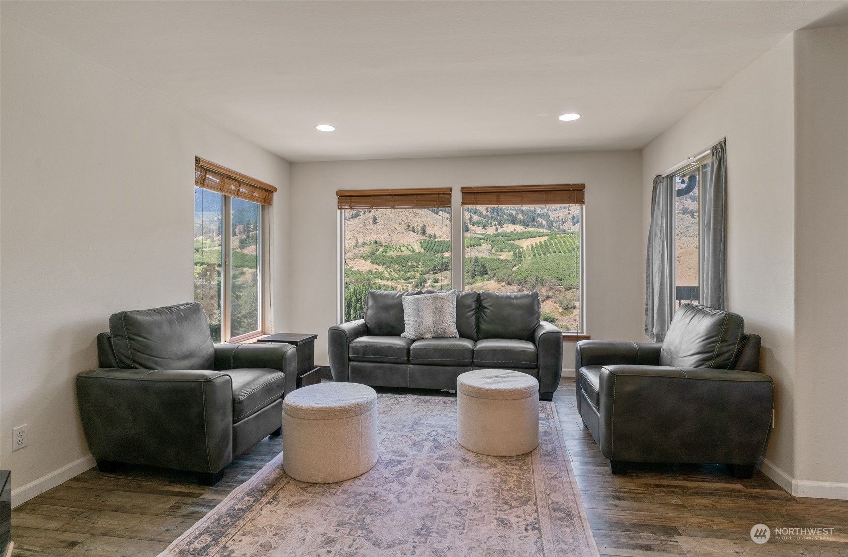 4626 Whispering Ridge Drive Wenatchee, WA 98801 - Photo 9 of 38 Gallery Image 9