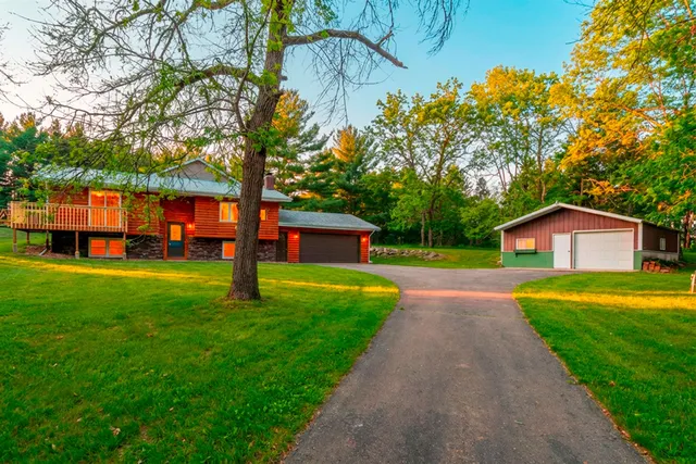 $399,900 | N3679 11th Drive, Montello, WI 53949