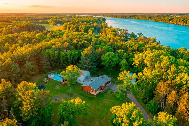 $399,900 | N3679 11th Drive, Montello, WI 53949