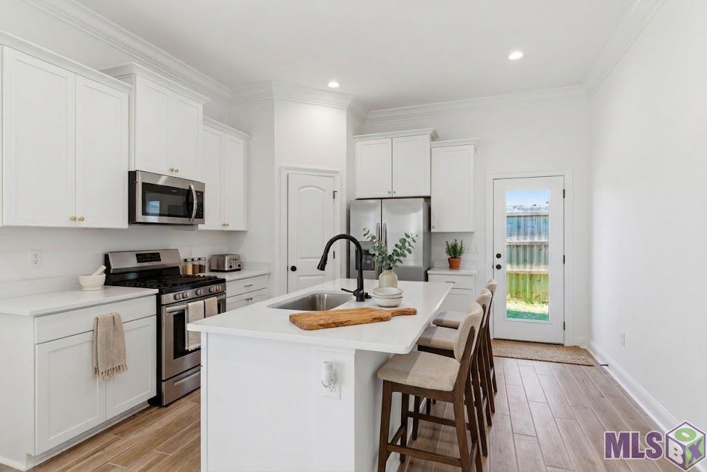 38480 Queen Street Prairieville, LA 70769 - Photo 11 of 23 STAGED PHOTO