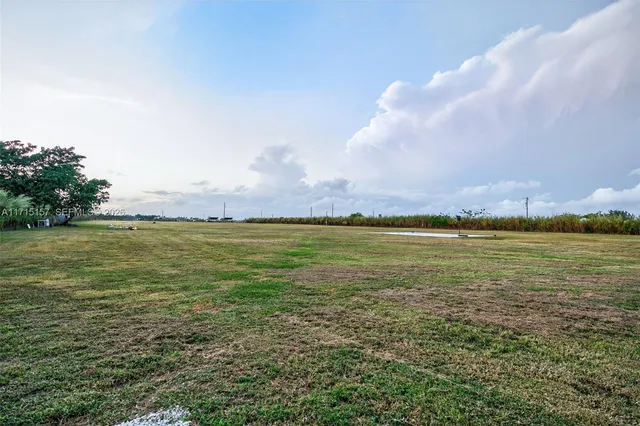 $1,000 | Farm Stay Sw Extended Stay, Unit 1, Miami, FL 33177