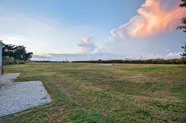 $1,000 | Farm Stay Sw Extended Stay, Unit 1, Miami, FL 33177