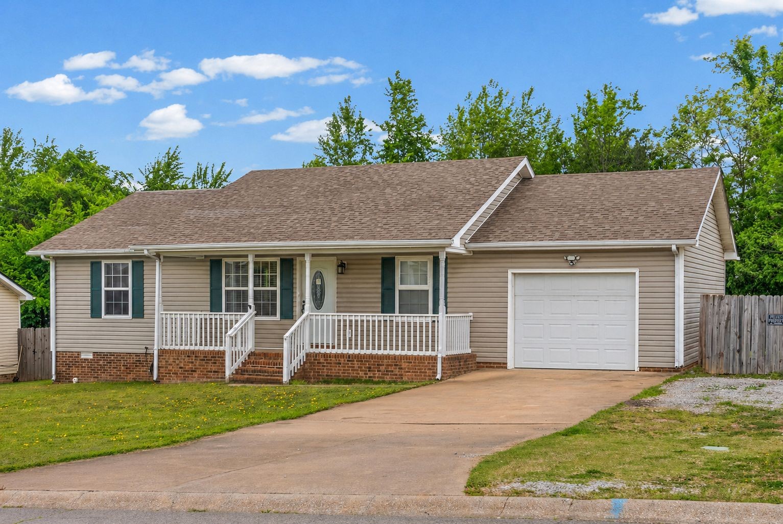 202 Ruf Drive Oak Grove, KY 42262 - Photo 2 of 28